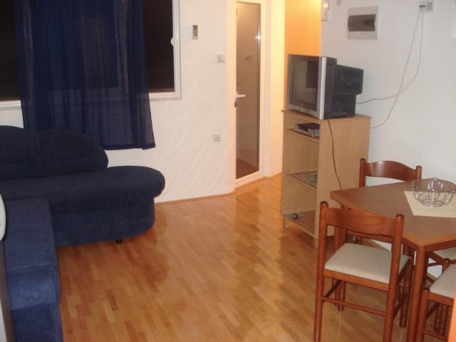 apartman sutomore 4-02